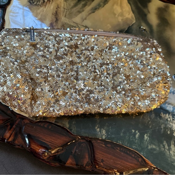 Victoria’s Secret Gold Sequin Clutch Purse Evening Hand Bag Shiny Zipper - Picture 8 of 15